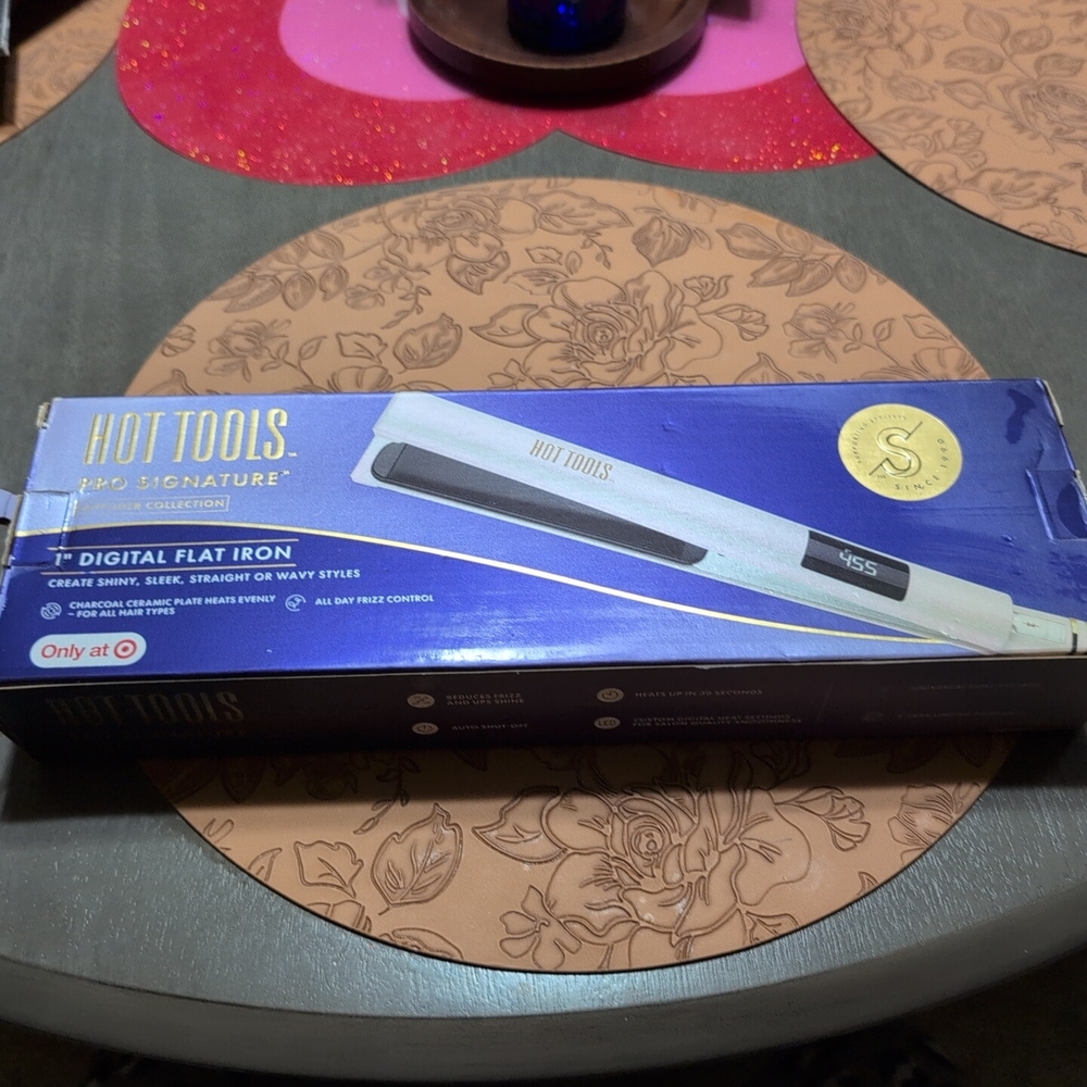 Hot Tools Pro Digital Flat Iron Lavender Signature Series
